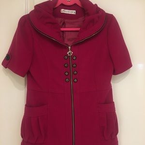 Short sleeve jacket.